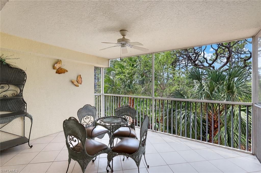 15495 Cedarwood Ln, Unit 204, Naples, FL 34110 Photo