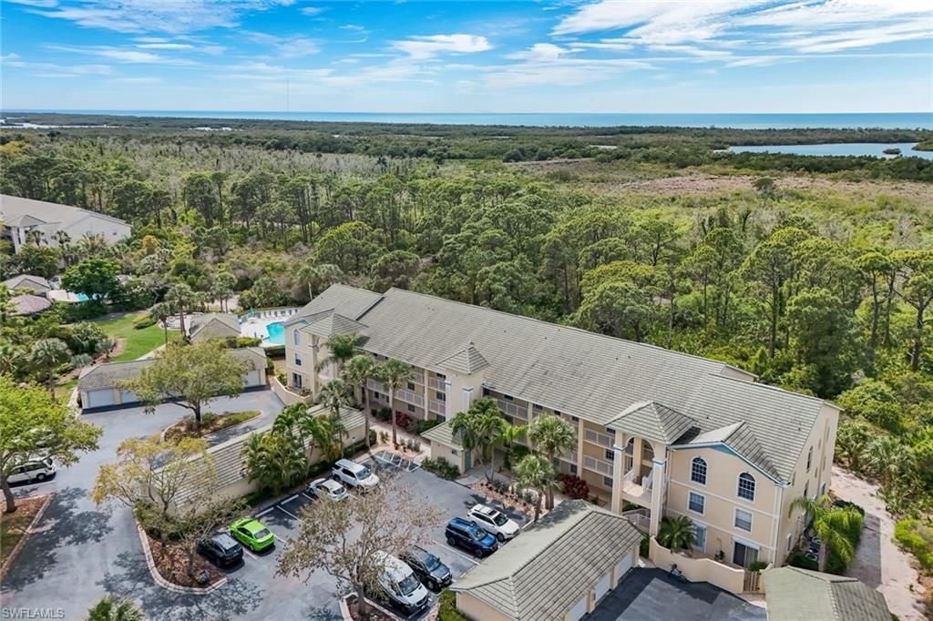 15495 Cedarwood Ln, Unit 204, Naples, FL 34110 Photo