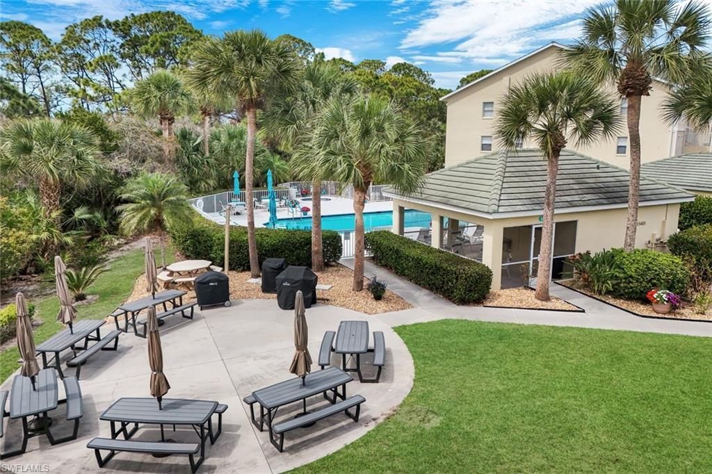 15495 Cedarwood Ln, Unit 204, Naples, FL 34110 Photo