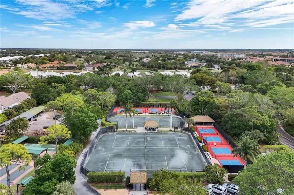 15495 Cedarwood Ln, Unit 204, Naples, FL 34110 Photo
