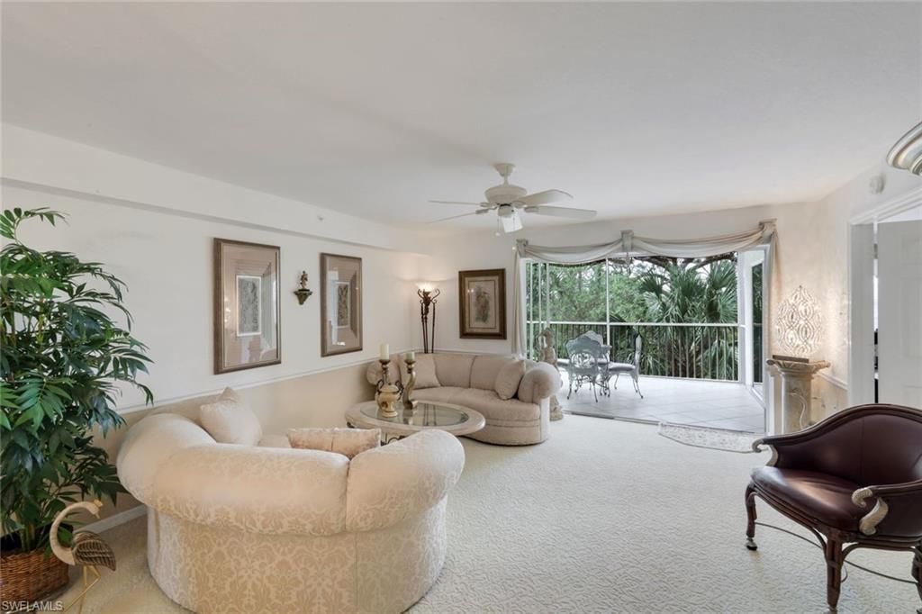 15495 Cedarwood Ln, Unit 204, Naples, FL 34110 Photo
