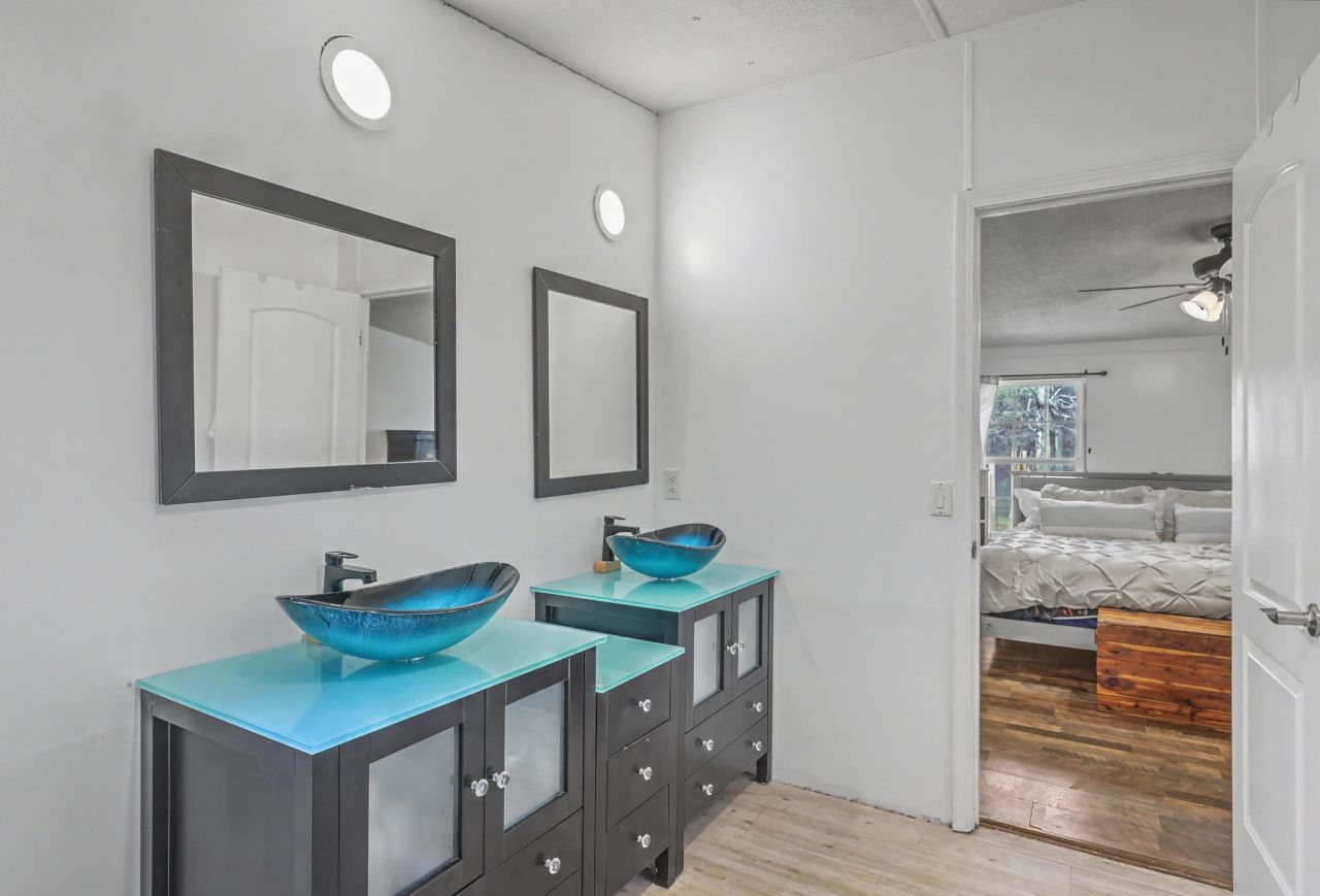 247 Fair Oaks Court Photo 23