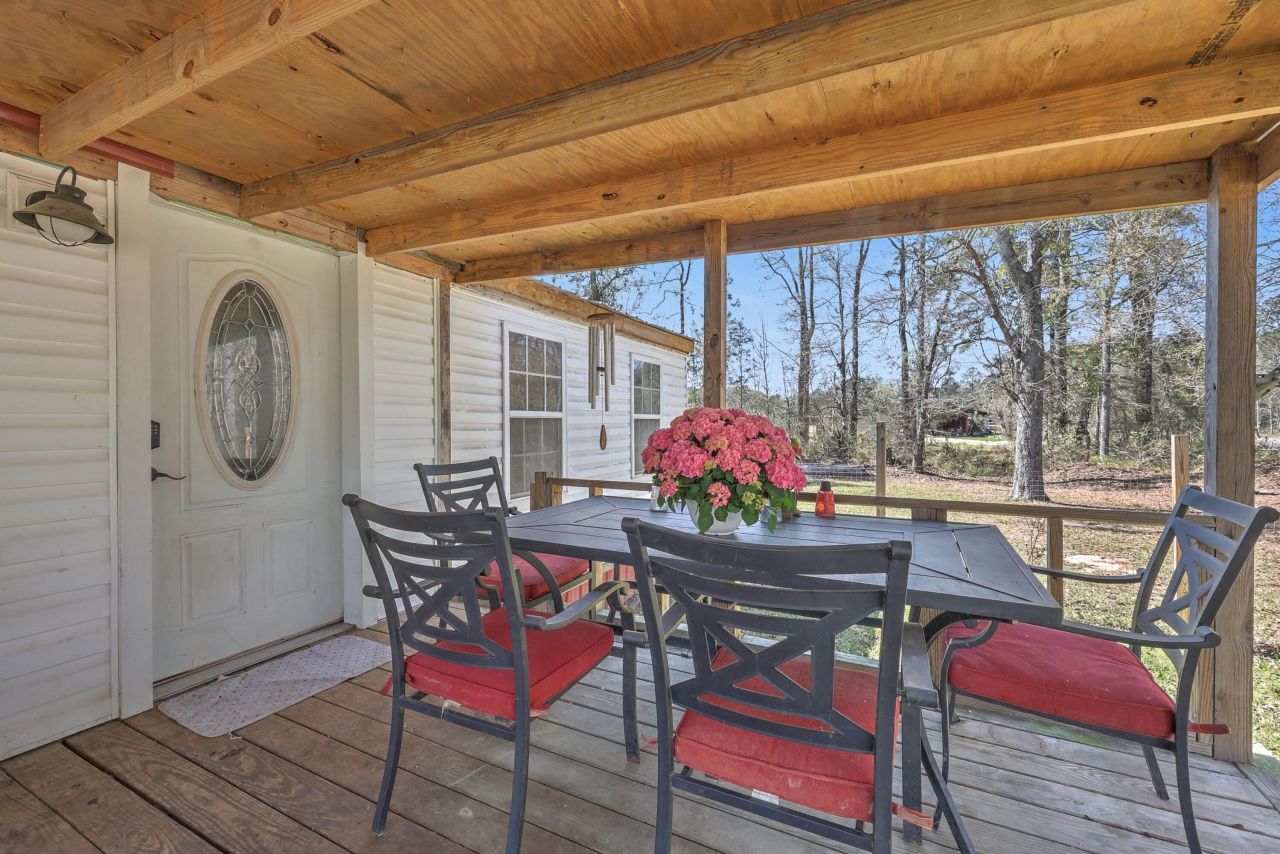 247 Fair Oaks Court Photo 6