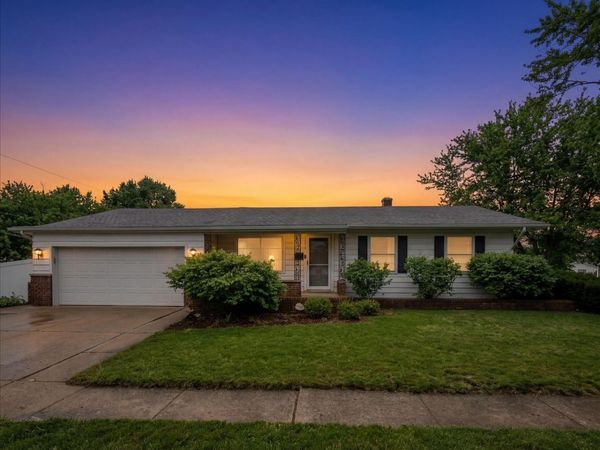 1114 Brentwood Place, Joliet, IL 60435