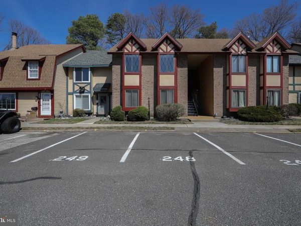 108 CHELSEA CIRCLE, CLEMENTON, NJ 08021