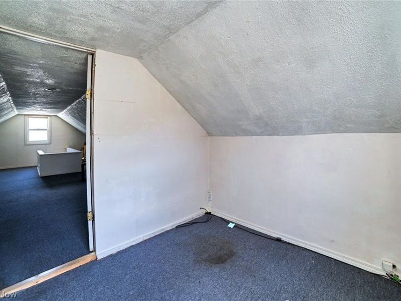 7615 Kenilworth Avenue , Parma, OH 44129 Photo 22