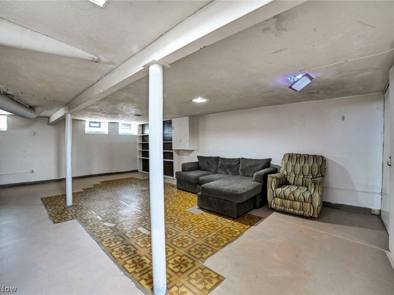 7615 Kenilworth Avenue , Parma, OH 44129 Photo 24