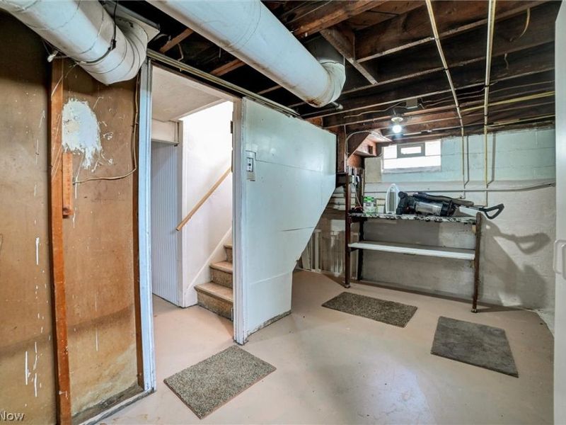 7615 Kenilworth Avenue , Parma, OH 44129 Photo 29