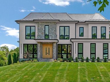 1044 CARPER STREET, MCLEAN, VA 22101