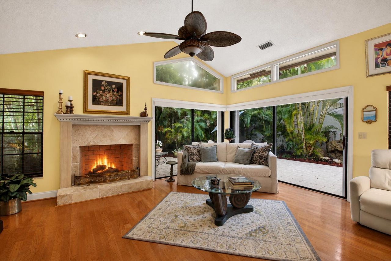 21700 Club Villa Terrace, Boca Raton, FL 33433 Photo