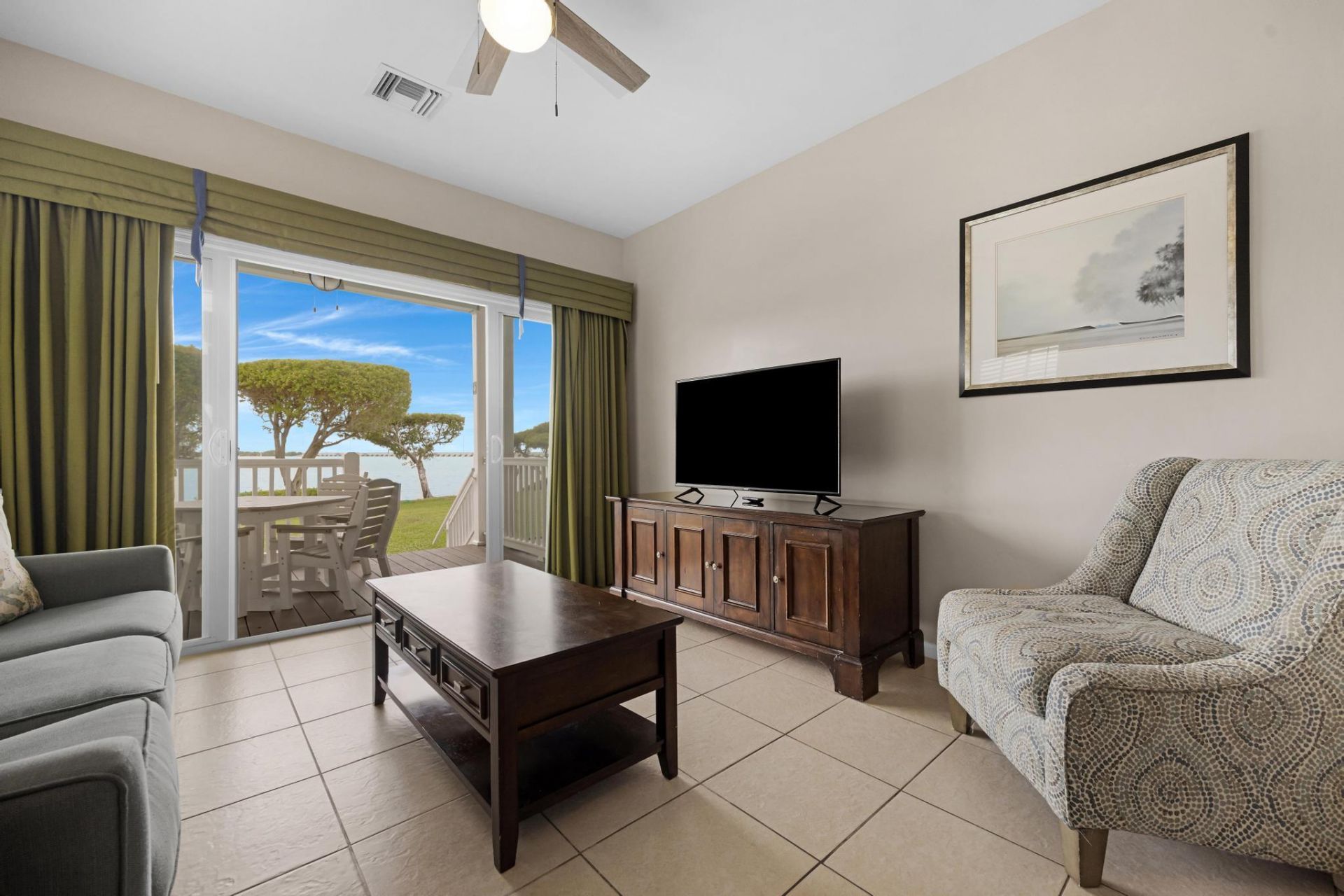 5067 Sunset Village Drive, Duck Key, FL 33050 Photo