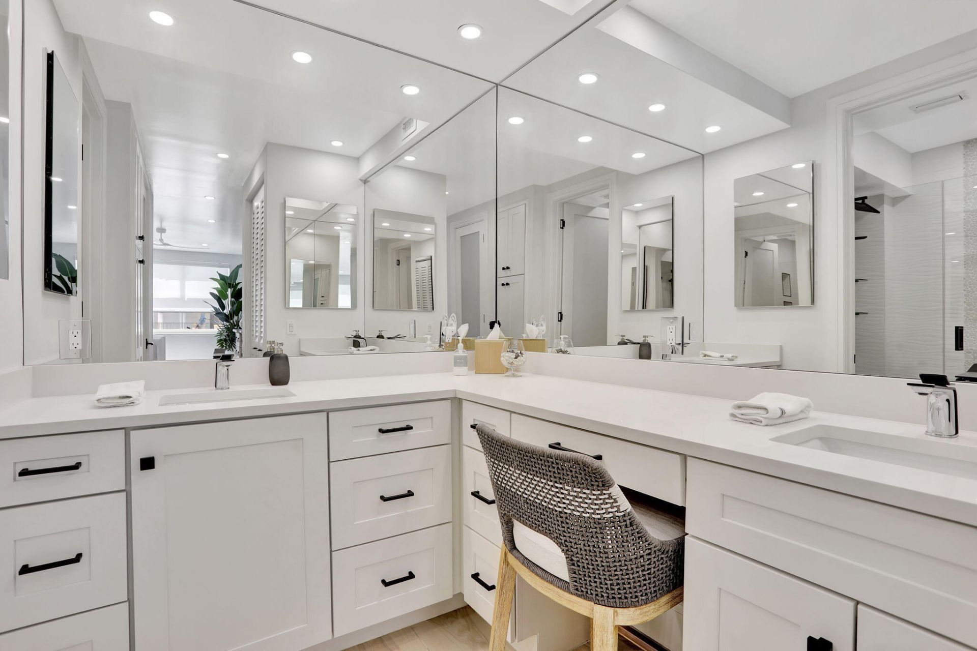 1149 Hillsboro Mile, Unit 112, Hillsboro Beach, FL 33062 Photo