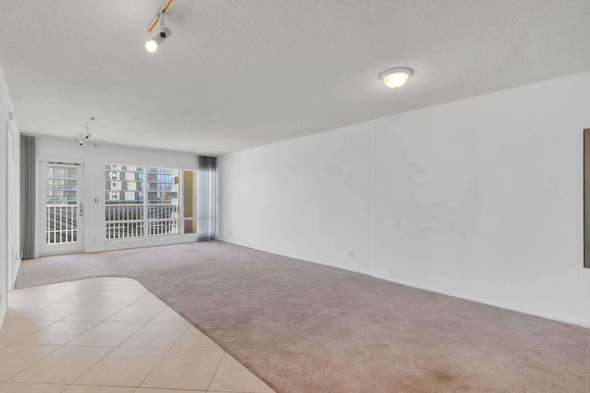 750 N Ocean Boulevard, Unit Apt 604, Pompano Beach, FL 33062 Photo