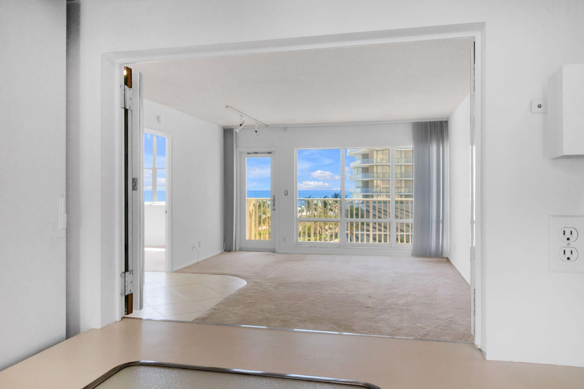 750 N Ocean Boulevard, Unit Apt 604, Pompano Beach, FL 33062 Photo