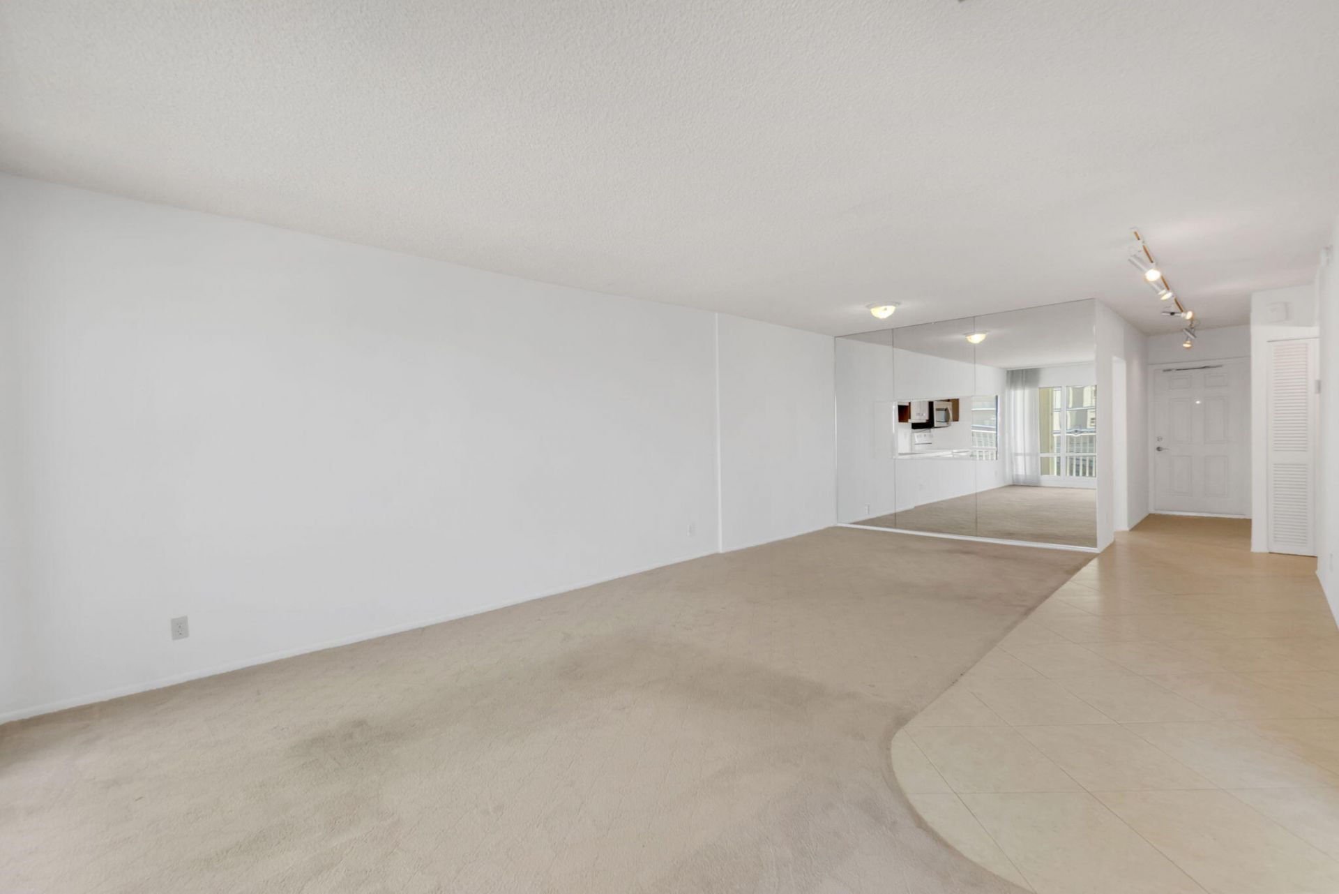 750 N Ocean Boulevard, Unit Apt 604, Pompano Beach, FL 33062 Photo