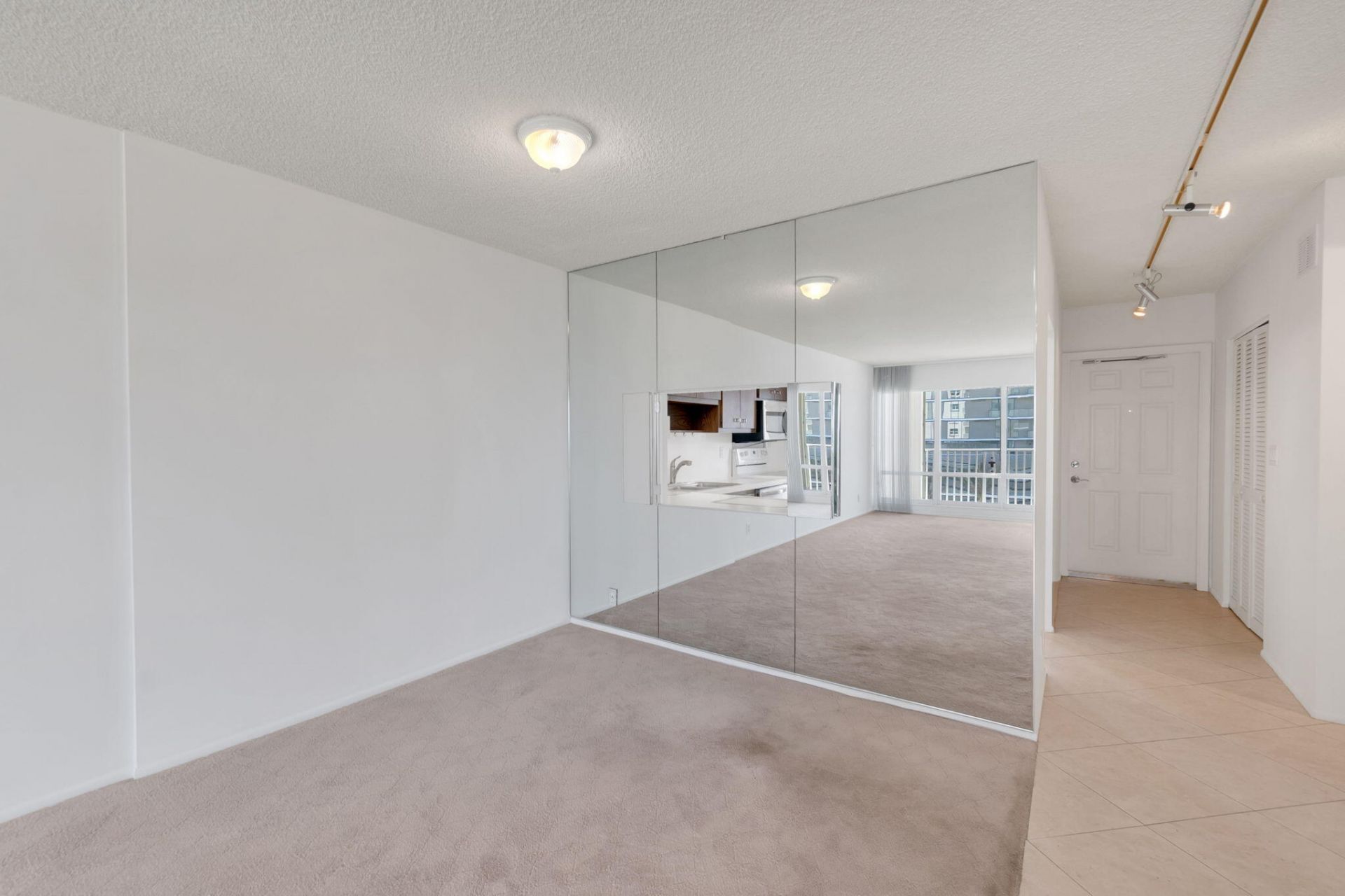 750 N Ocean Boulevard, Unit Apt 604, Pompano Beach, FL 33062 Photo