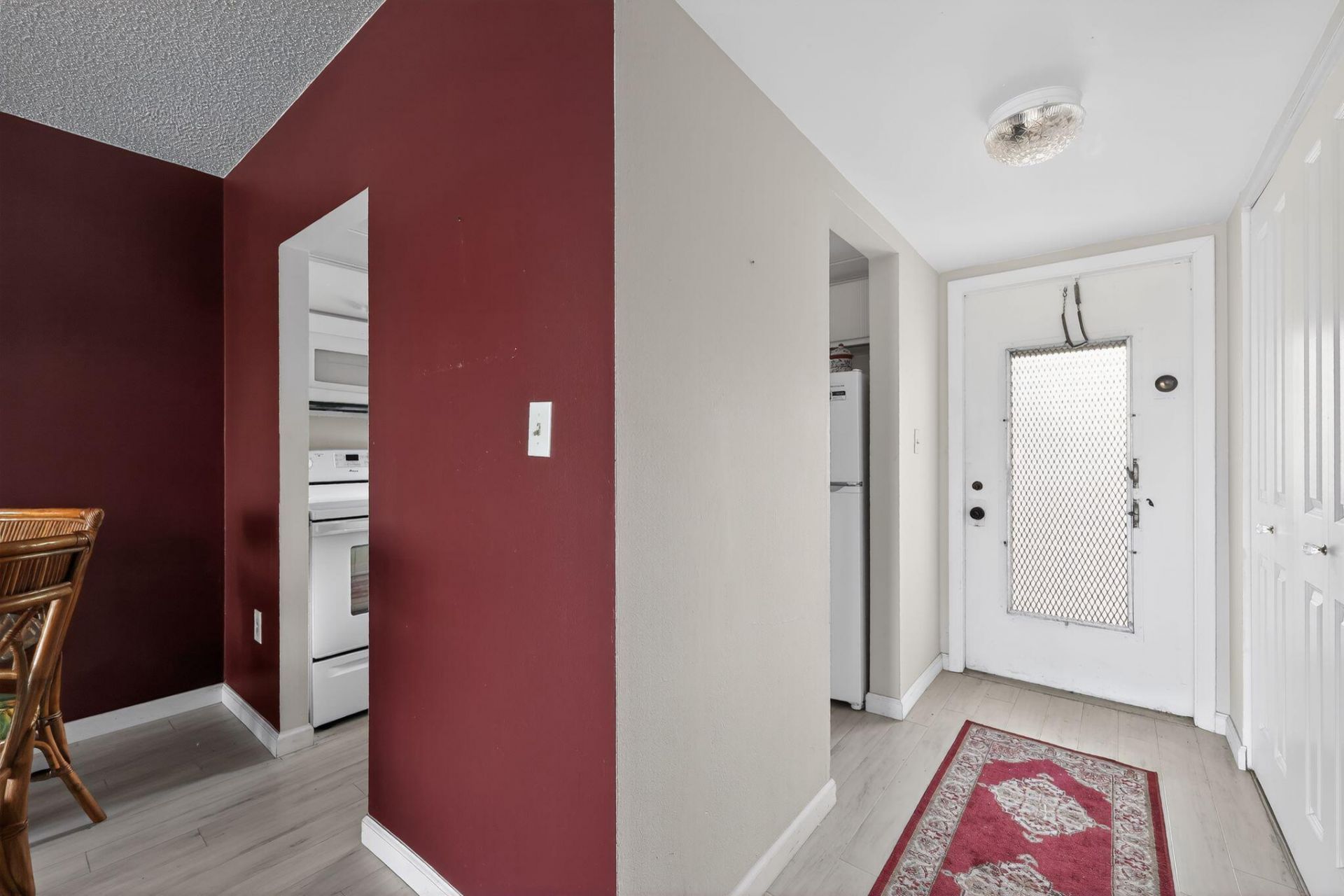 8051 N Sunrise Lakes Drive N, Unit 307, Sunrise, FL 33322 Photo