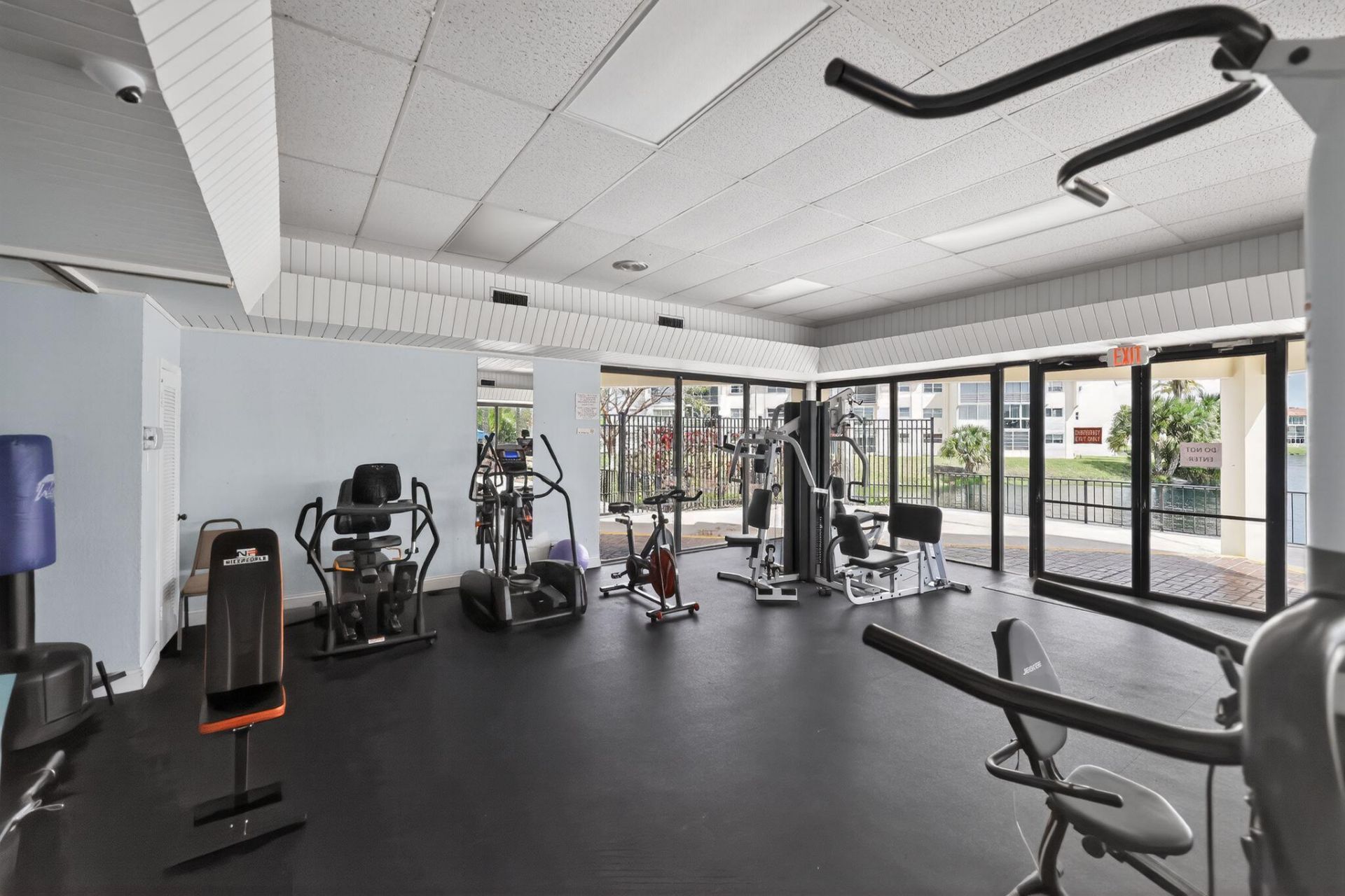 8051 N Sunrise Lakes Drive N, Unit 307, Sunrise, FL 33322 Photo