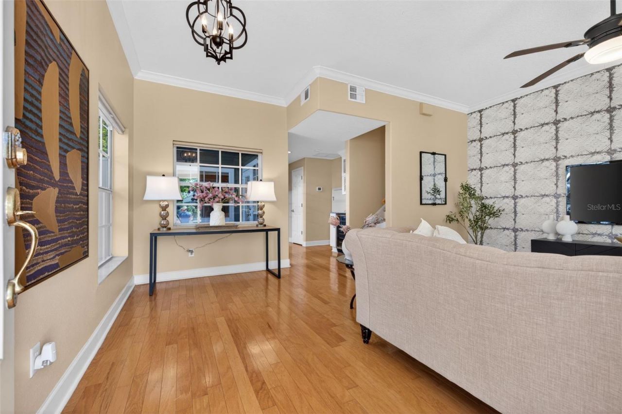 603 24th Avenue N, Saint Petersburg, FL 33704 Photo