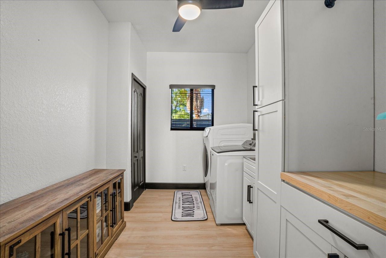 1185 S Shade Avenue , Sarasota, FL 34237 Photo