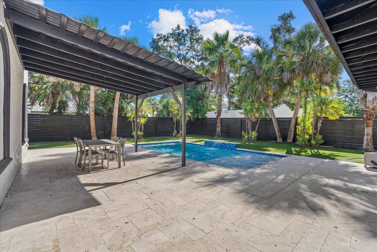 1185 S Shade Avenue , Sarasota, FL 34237 Photo