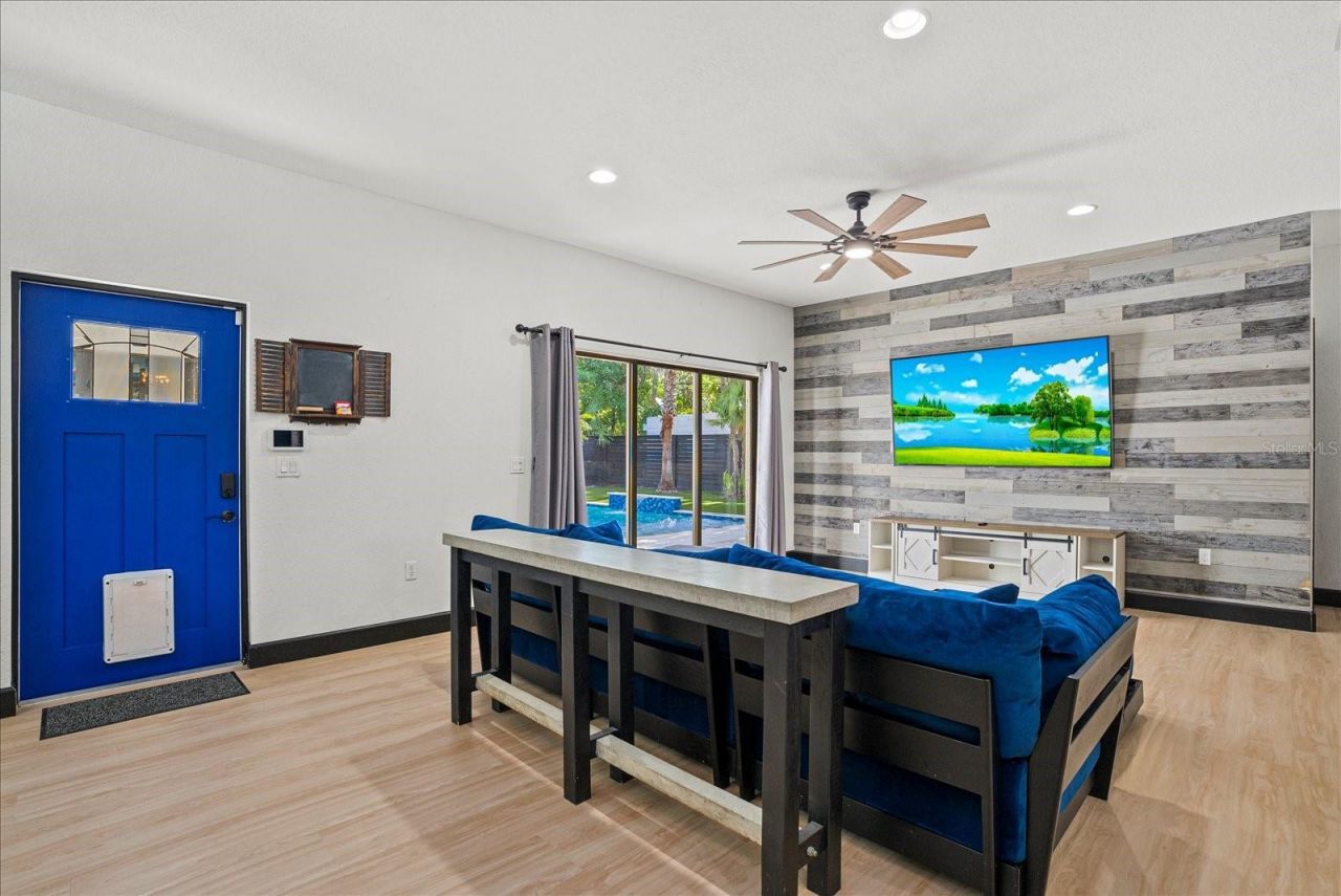 1185 S Shade Avenue , Sarasota, FL 34237 Photo