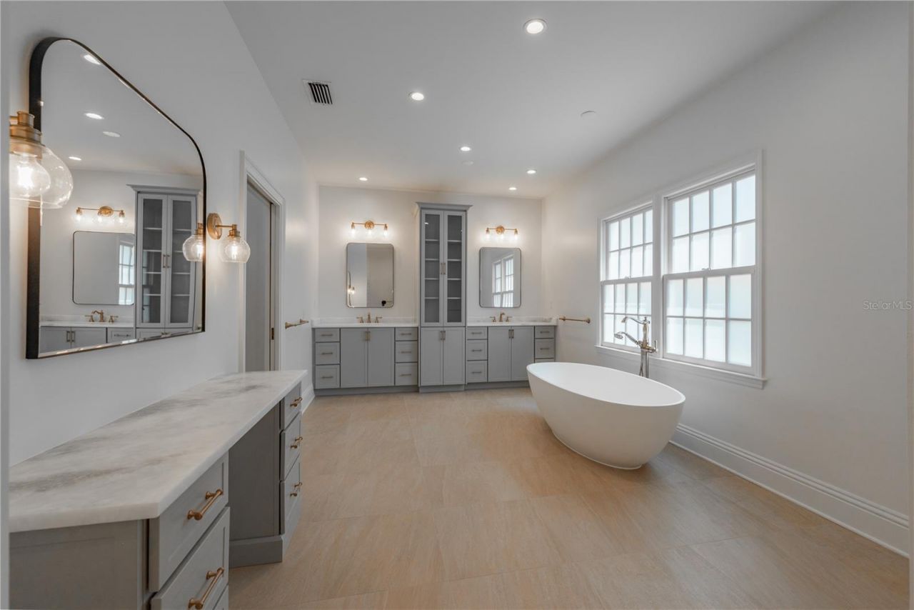 54 Aegean Avenue, Tampa, FL 33606 Photo