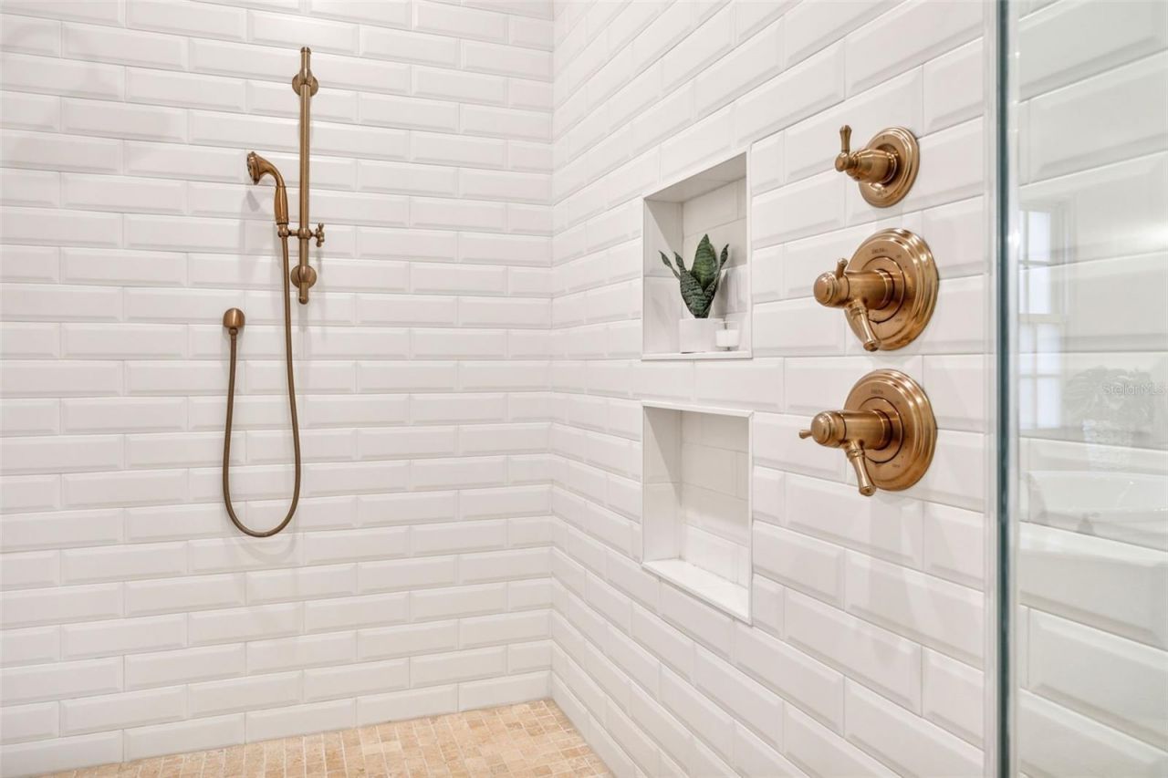 54 Aegean Avenue, Tampa, FL 33606 Photo