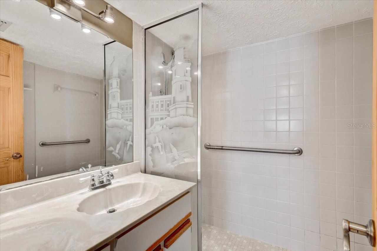 1604 Southwind Drive , Brandon, FL 33510 Photo