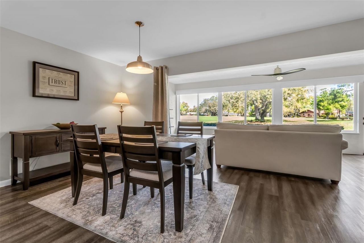 5519 Palm Aire Drive, Sarasota, FL 34243 Photo