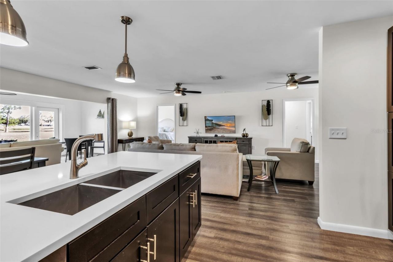 5519 Palm Aire Drive, Sarasota, FL 34243 Photo