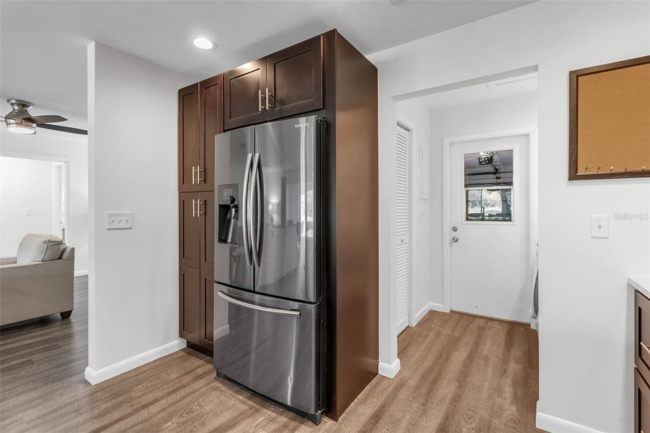 5519 Palm Aire Drive, Sarasota, FL 34243 Photo