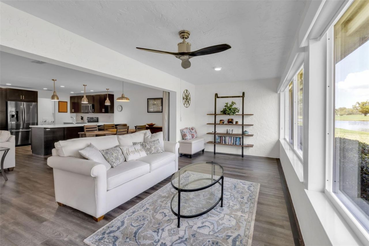 5519 Palm Aire Drive, Sarasota, FL 34243 Photo