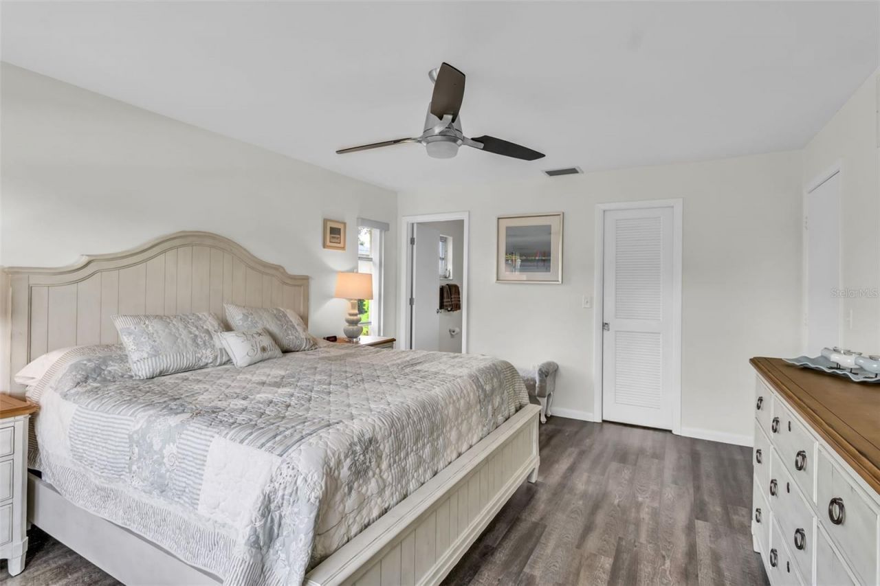 5519 Palm Aire Drive, Sarasota, FL 34243 Photo