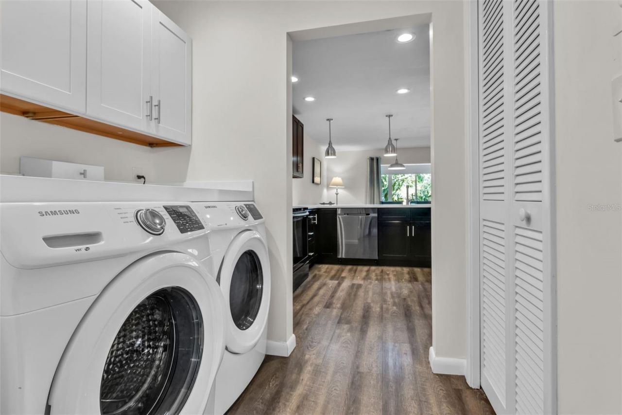 5519 Palm Aire Drive, Sarasota, FL 34243 Photo