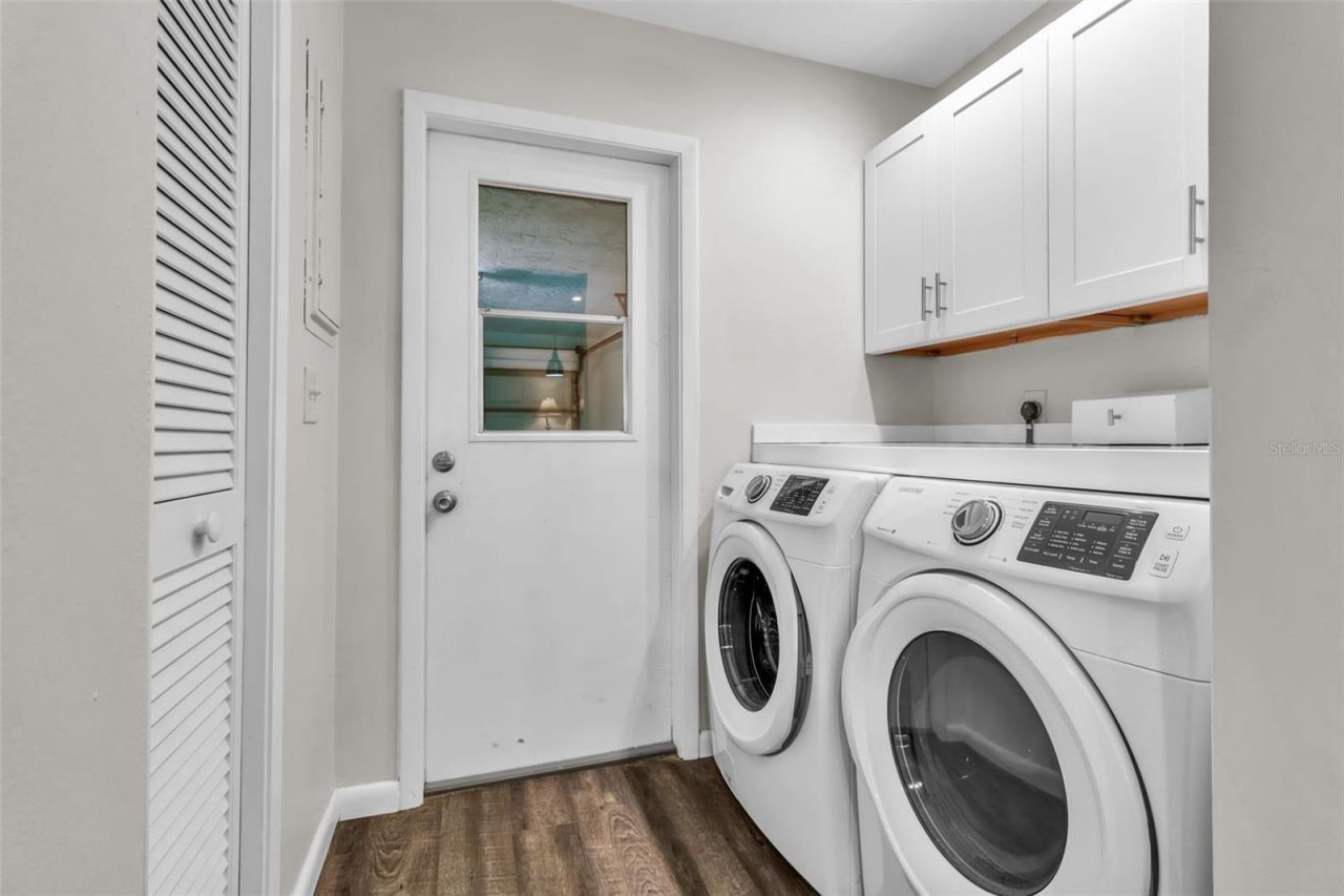 5519 Palm Aire Drive, Sarasota, FL 34243 Photo