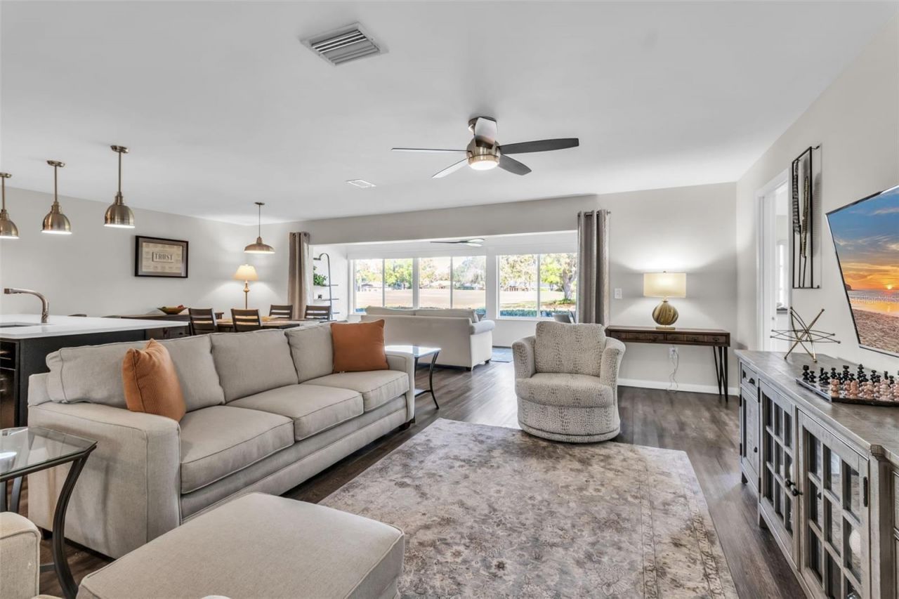 5519 Palm Aire Drive, Sarasota, FL 34243 Photo