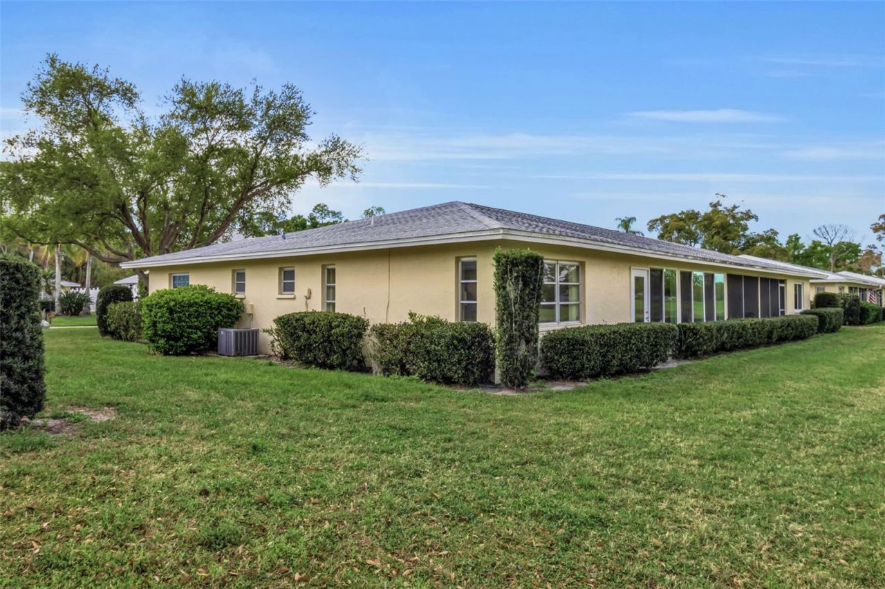 5519 Palm Aire Drive, Sarasota, FL 34243 Photo