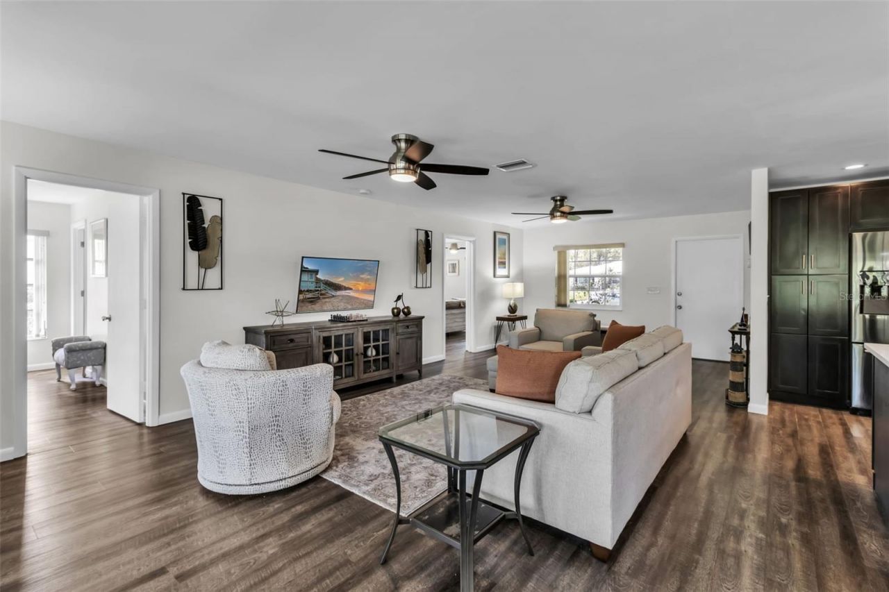 5519 Palm Aire Drive, Sarasota, FL 34243 Photo