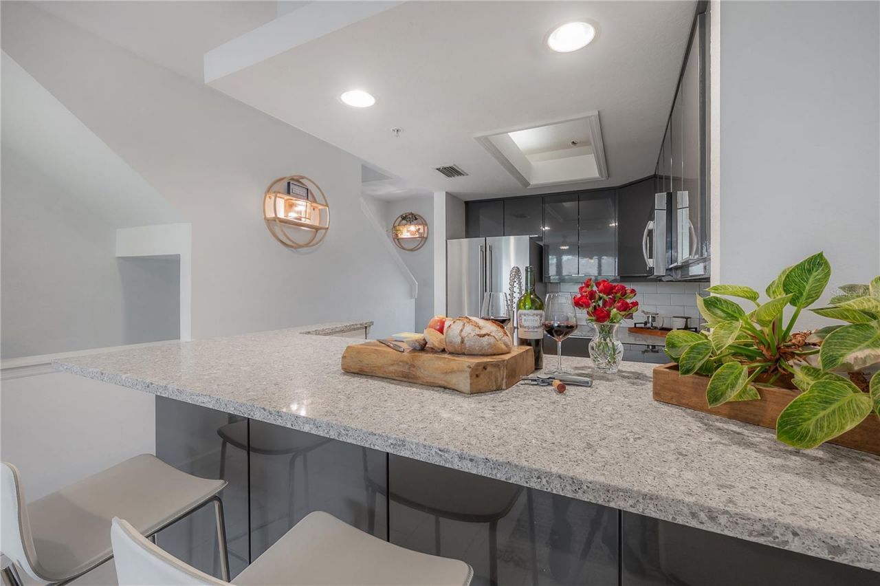 120 Brent Circle , Oldsmar, FL 34677 Photo