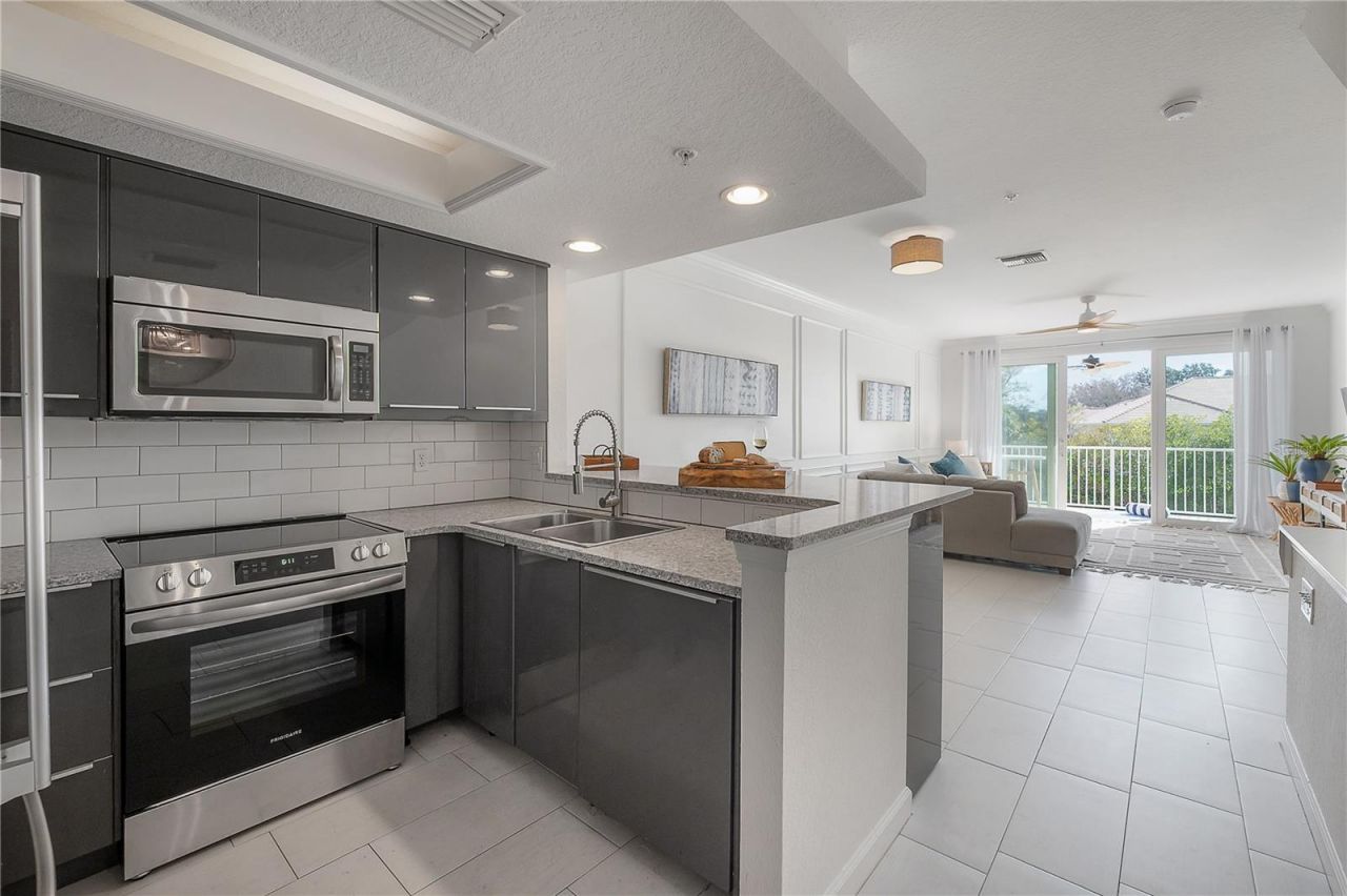 120 Brent Circle , Oldsmar, FL 34677 Photo