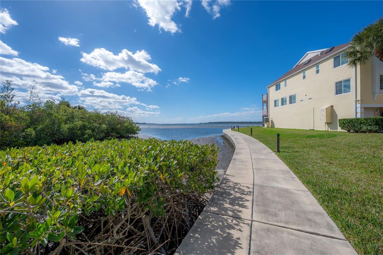 120 Brent Circle , Oldsmar, FL 34677 Photo