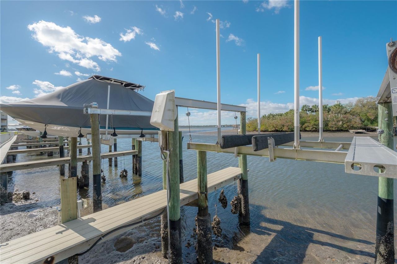 120 Brent Circle , Oldsmar, FL 34677 Photo