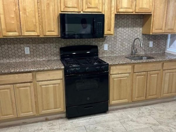 115 Harrison St, Nutley, NJ 07110