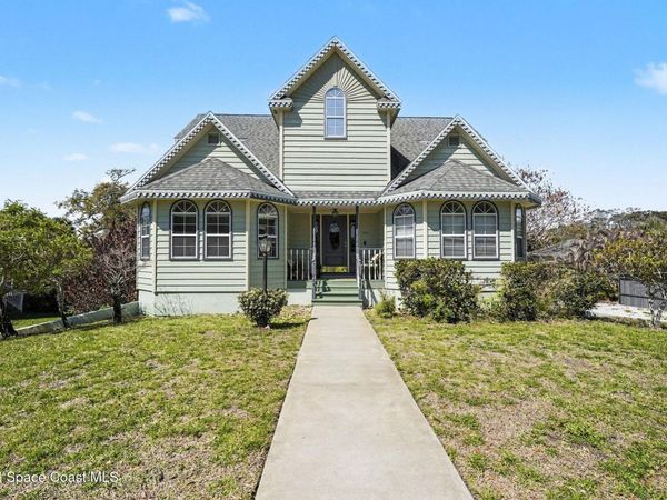 974 Citrus Avenue NE, Palm Bay, FL 32905