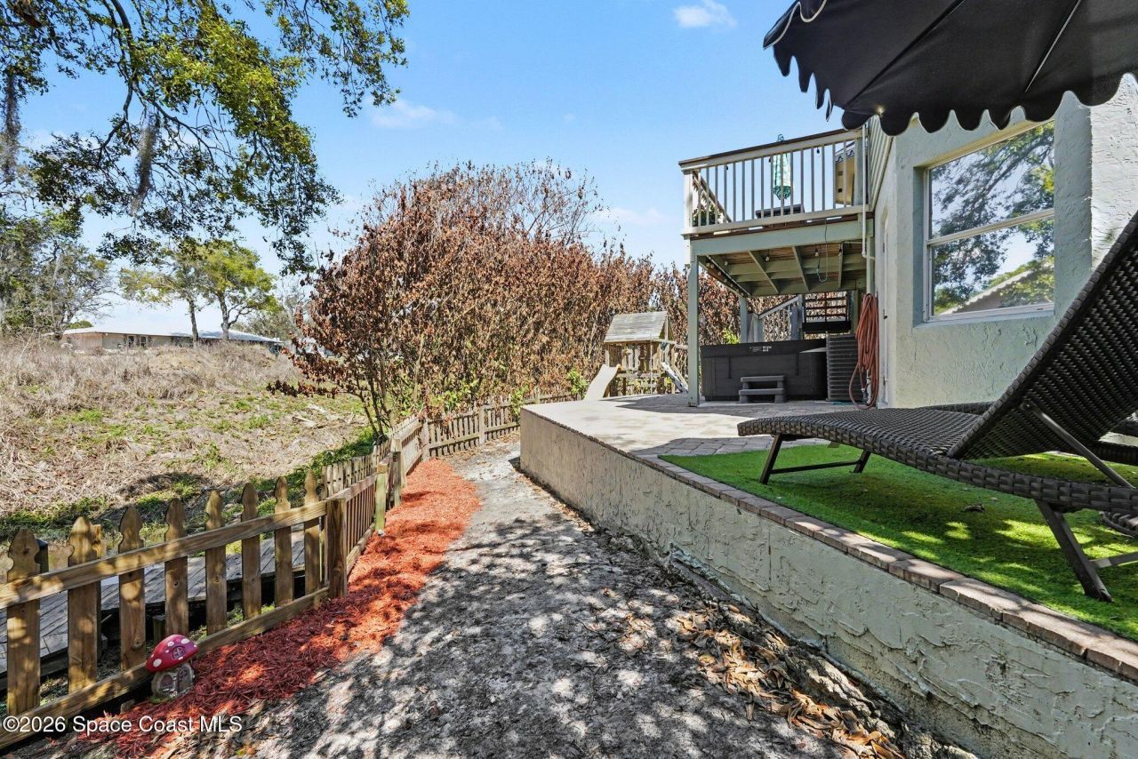 974 Citrus Avenue NE , Palm Bay, FL 32905 Photo