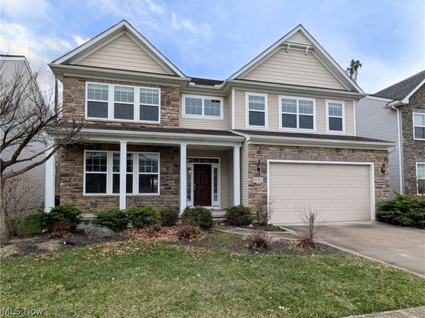 32815 Rebecca Lane , Avon Lake, OH 44012