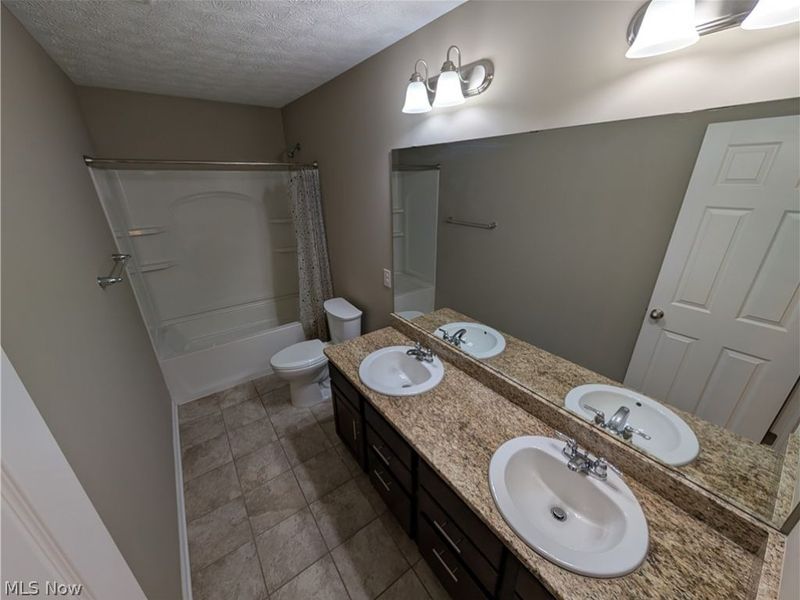 32815 Rebecca Lane , Avon Lake, OH 44012 Photo 30