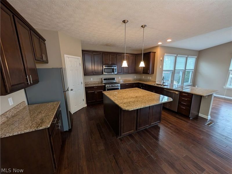 32815 Rebecca Lane , Avon Lake, OH 44012 Photo 8