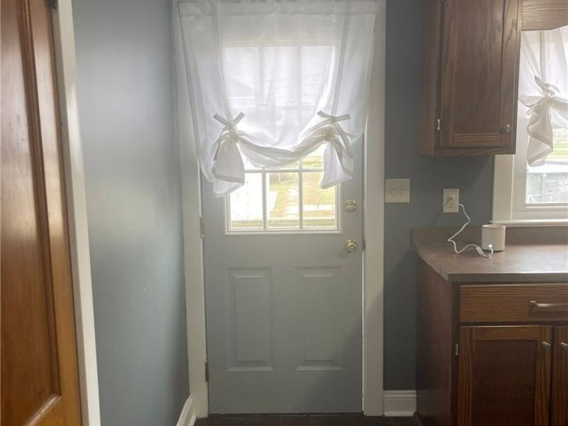 116 W Platt Street , West Lafayette, OH 43845 Photo 10